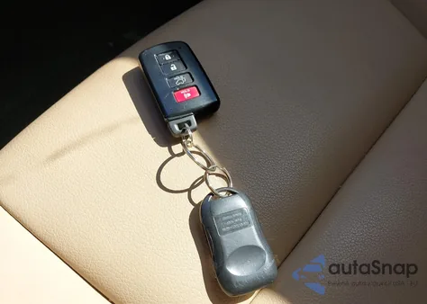 2017 Toyota Rav4 Limited из США, поврежденный, VIN JTMDFREVXHD216337